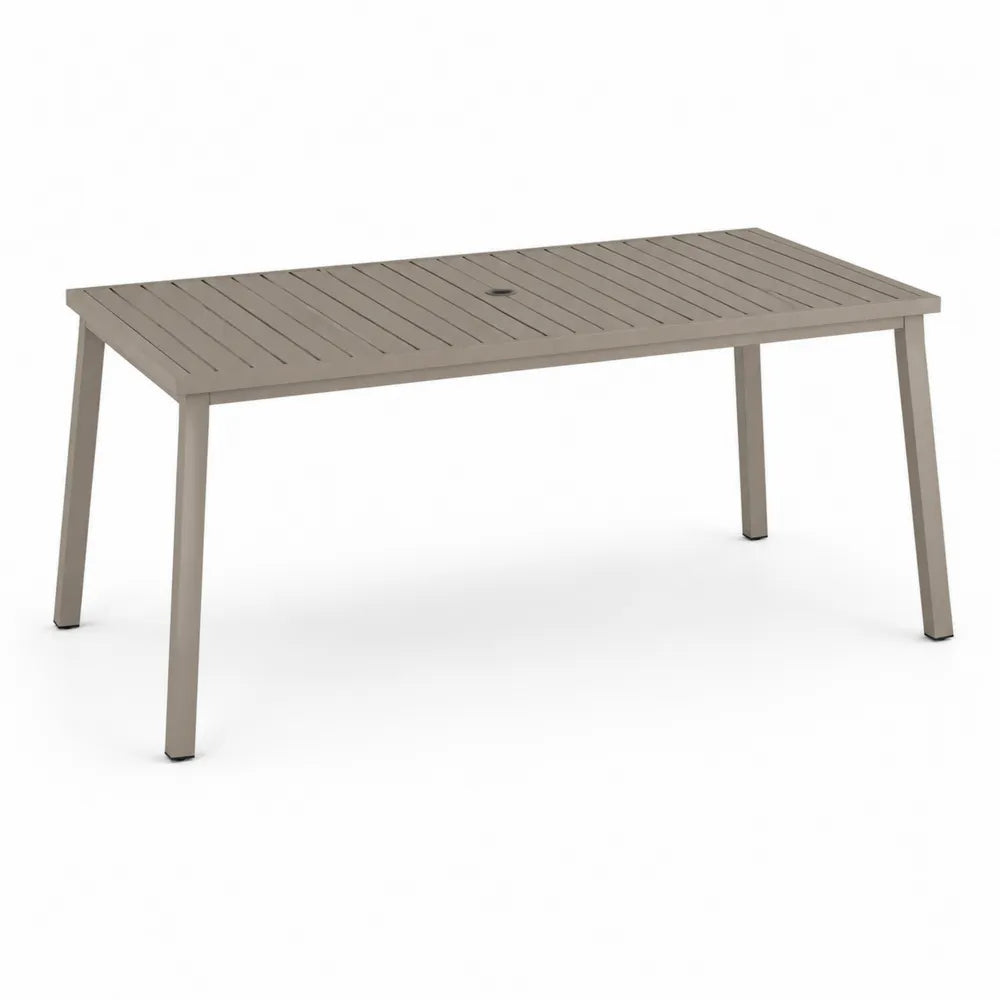 Table de jardin rectangulaire 150 cm x 90 cm x 74 cm aluminium thermolaqué beige plateau à lattes avec trou parasol